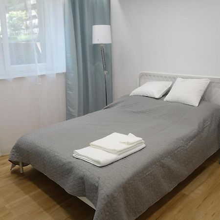 Three Rooms Apartment Krasków Eksteriør bilde