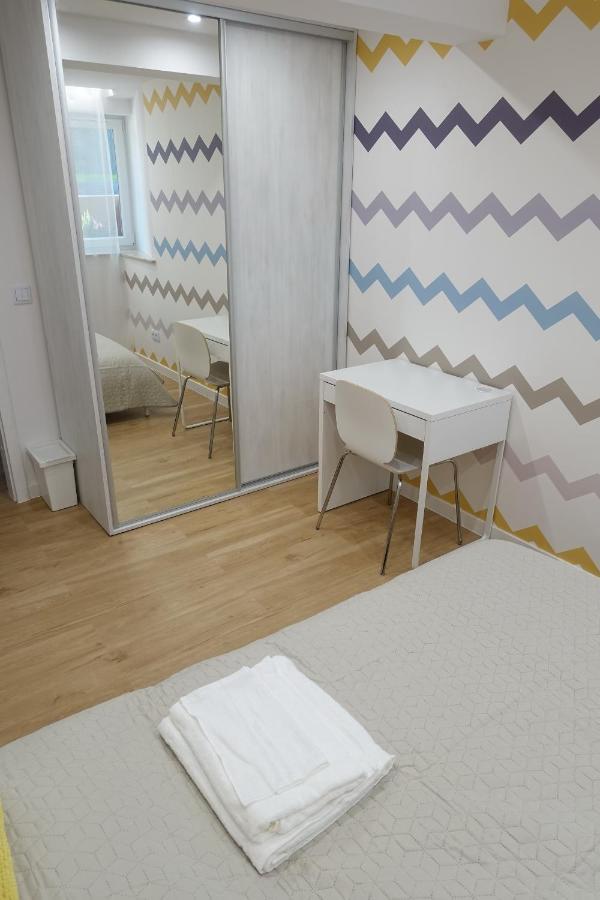 Three Rooms Apartment Krasków Eksteriør bilde
